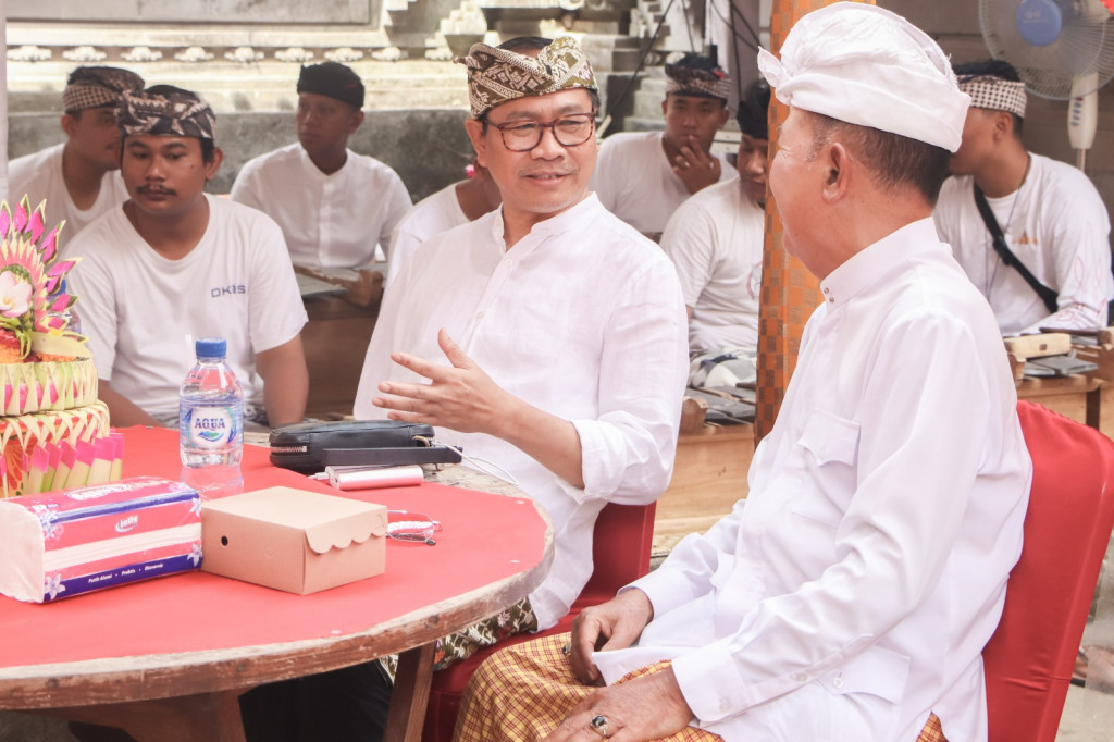 Wabup. Suiasa Hadiri Karya Padudusan Agung Pura Merajapati Tegal Gerana, Sangeh